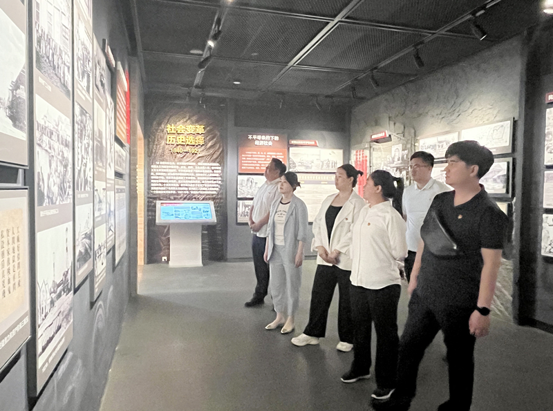 探寻红色精神 厚植爱国情怀:实业公司第五党支部开展主题党日活动